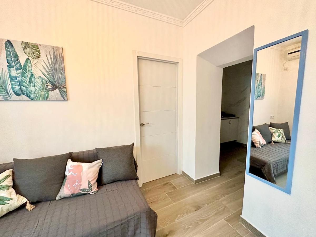 Sol Apartamentos Malaga Centro Экстерьер фото
